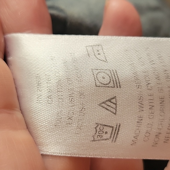 Pendleton 100% cotton denim buttondown - Picture 7 of 8